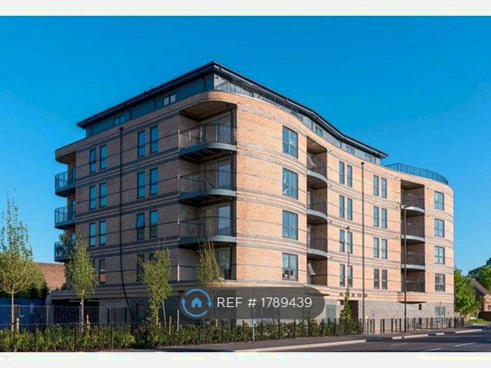 2 Bedroom Flat To Rent In Trevithick, Slough, SL1