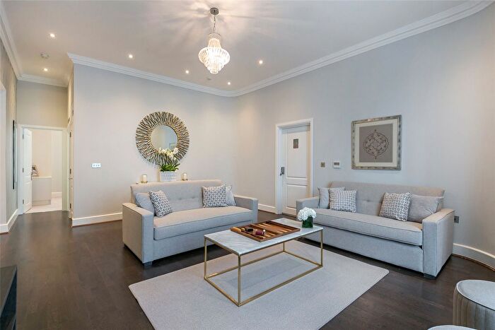 4 Bedroom Flat To Rent In Chilworth Court, London, W2