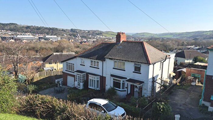 3 Bedroom Semi Detached House For Sale In Plashelyg Avenue, Penparcau, Aberystwyth, SY23