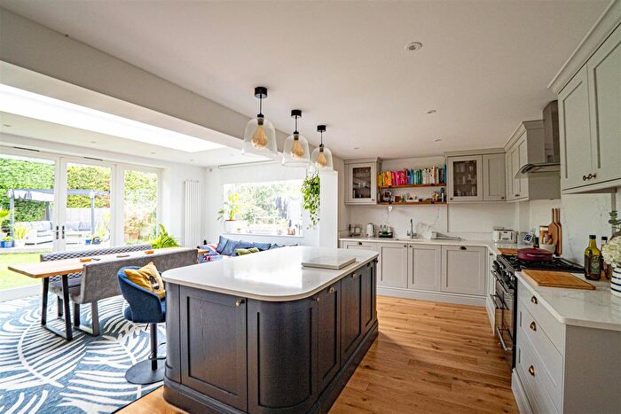 4 Bedroom Detached House For Sale In Kingsdale Close, St Leonards-On-Sea, TN37