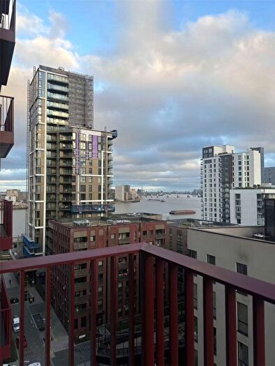 1 Bedroom Flat To Rent In The Beacon, Peninsula Gardens, London, SE10