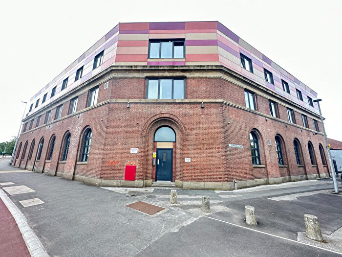 1 Bedroom Apartment To Rent In Trafford Road, Salford, M5