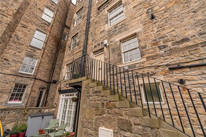 2 Bedroom Flat For Sale In Northumberland Street South East Lane, Edinburgh, EH3