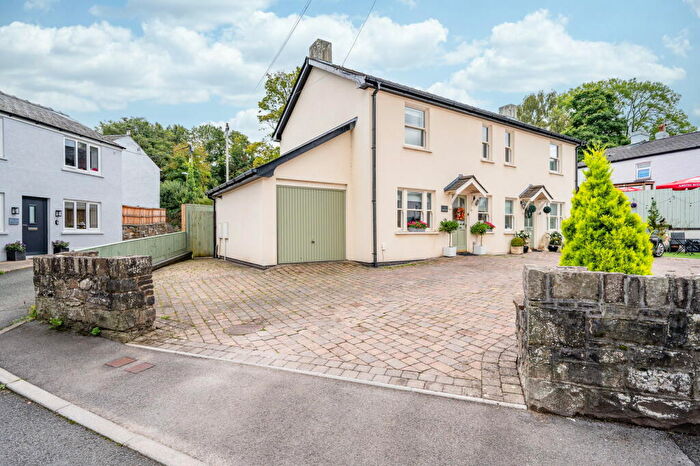 3 Bedroom Semi-Detached House For Sale In Canal View, Gilwern, NP7
