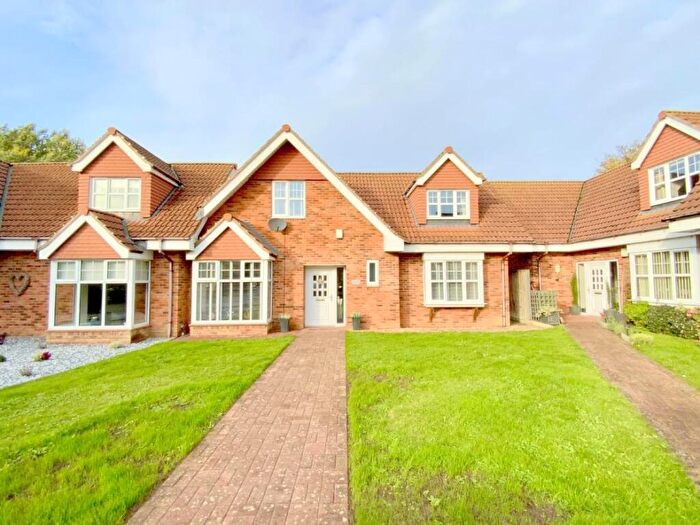 3 Bedroom Semi Detached House For Sale In Meadowlilly Court, Station Road, New Waltham, DN36
