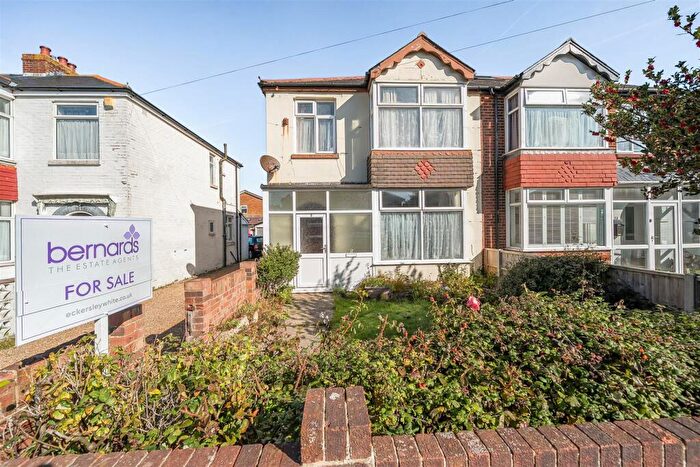 3 Bedroom Semi-Detached House For Sale In Elmore Avenue, Lee-On-The-Solent, PO13