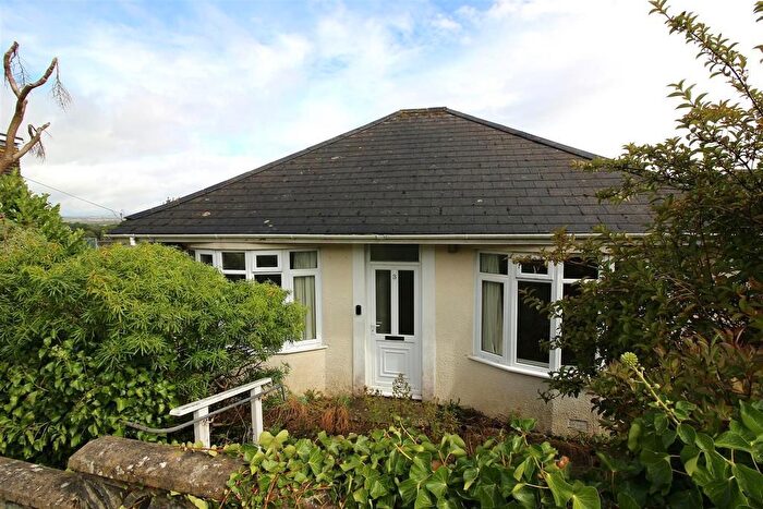 2 Bedroom Bungalow For Sale In Hillside Avenue, Saltash, PL12