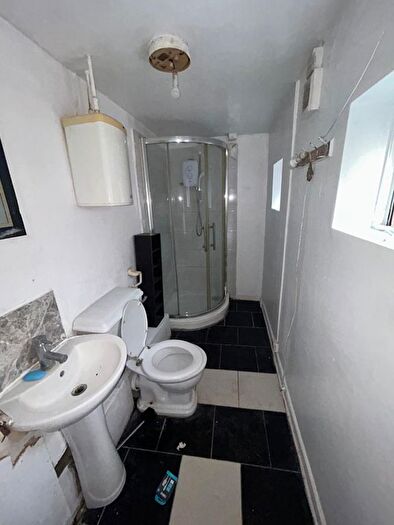 1 Bedroom Flat To Rent In Alma Street, Luton, LU1