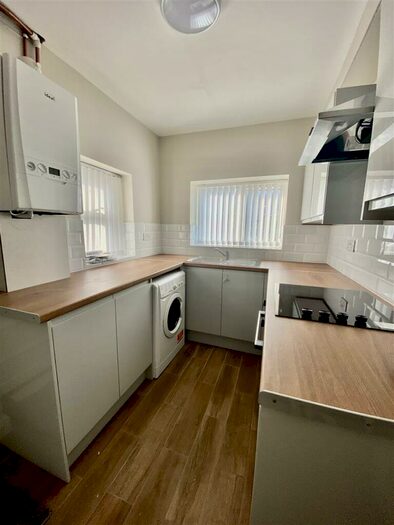 3 Bedroom Private Hall To Rent In Langley Road, Lancaster, LA1