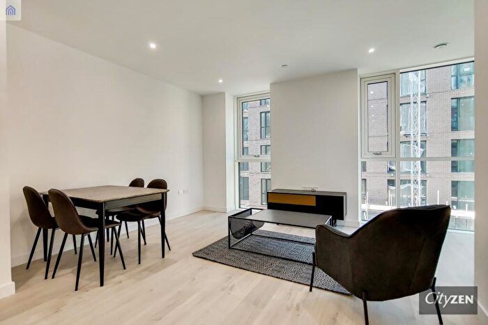 1 Bedroom Flat To Rent In Hartingtons Court, Coster Avenue, London, London, N4