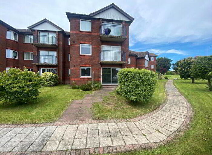 2 Bedroom Apartment / Flats For Sale In Lyndhurst Court, Bangor, BT19