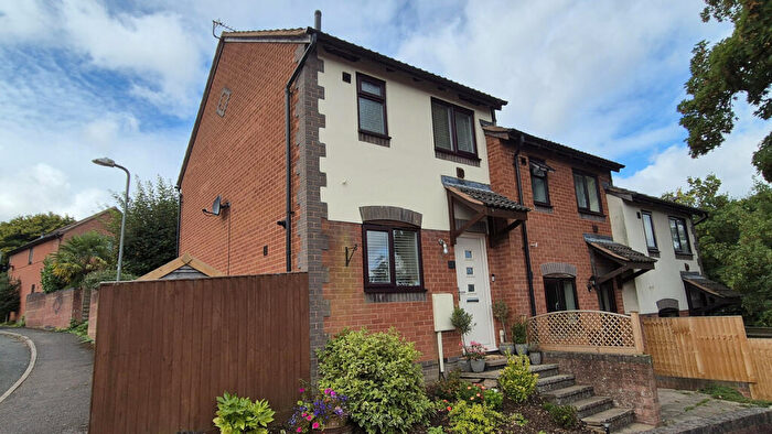 2 Bedroom End Of Terrace House For Sale In Hillside Croft, Napton, CV47