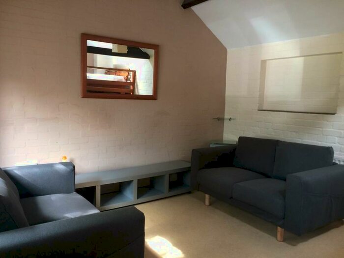 1 Bedroom House To Rent In Gelligaer Gardens, Cathays, Cardiff, CF24