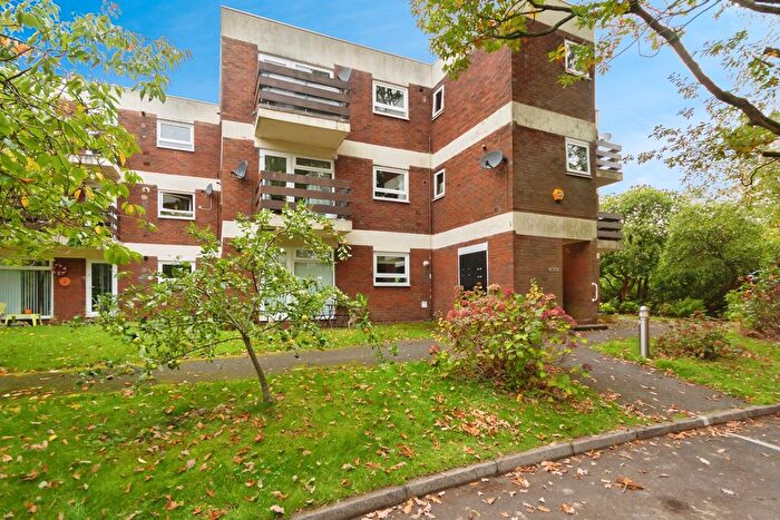 1 Bedroom Flat For Sale In Southcrest Gardens, Redditch, B97