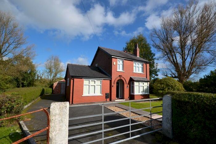 4 Bedroom Detached House To Rent In Jolly Tar Lane, Coppull, PR7
