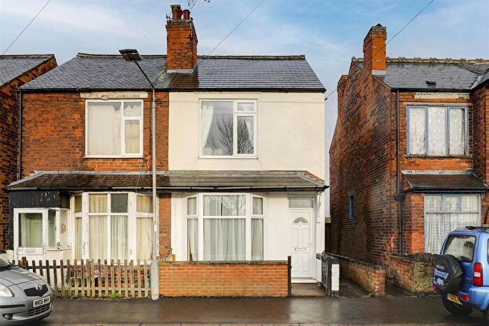 2 Bedroom Semi-Detached House To Rent In Standhill Road, Carlton, Nottinghamshire, NG4