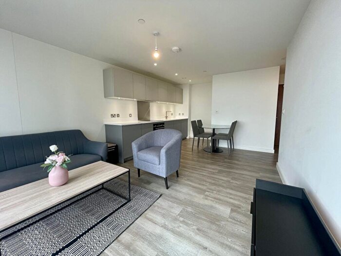 1 Bedroom Apartment To Rent In The Bank Tower, Sheepcote Street, Birmingham, B16