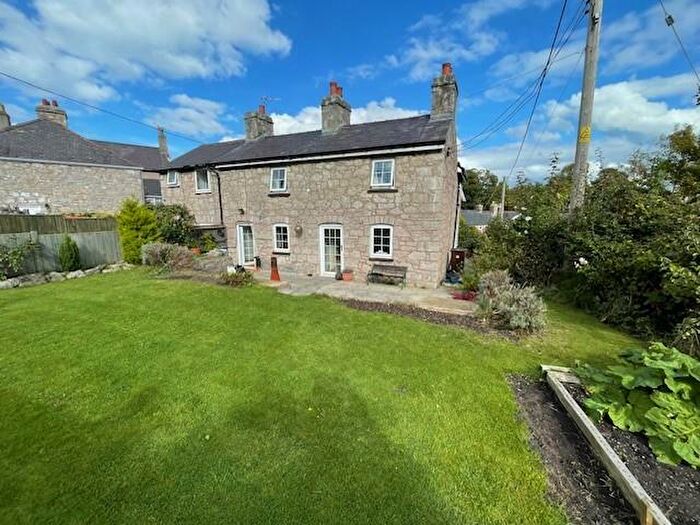 3 Bedroom Semi-Detached House For Sale In Gadlas Cottages, Mill Street, Llanddulas, LL22