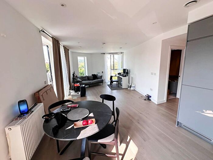 1 Bedroom Flat To Rent In Liberty House, Station Road North, Egham, TW20