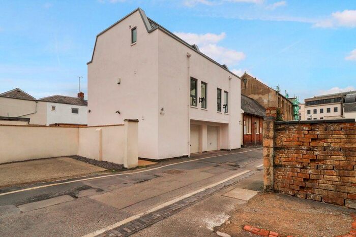 3 Bedroom Property To Rent In Royal Well Lane, Cheltenham, GL50