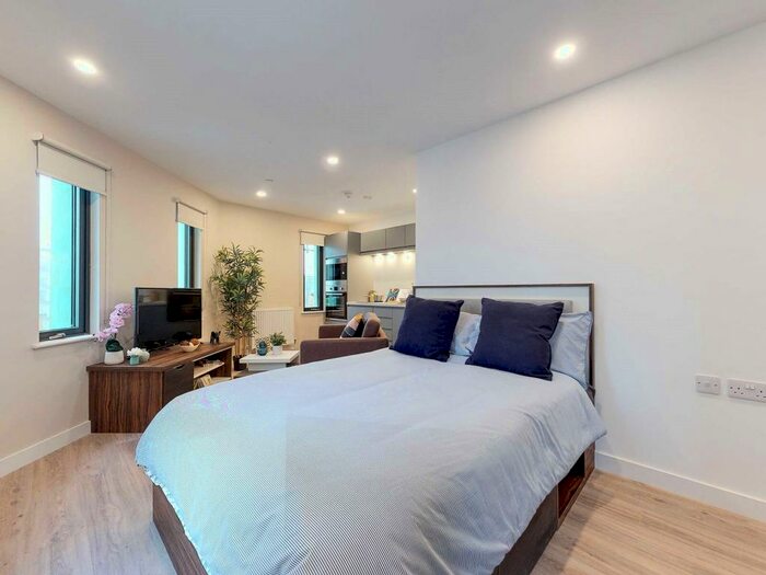 Studio To Rent In Furnival Square, Sheffield, South Yorkshire, S1