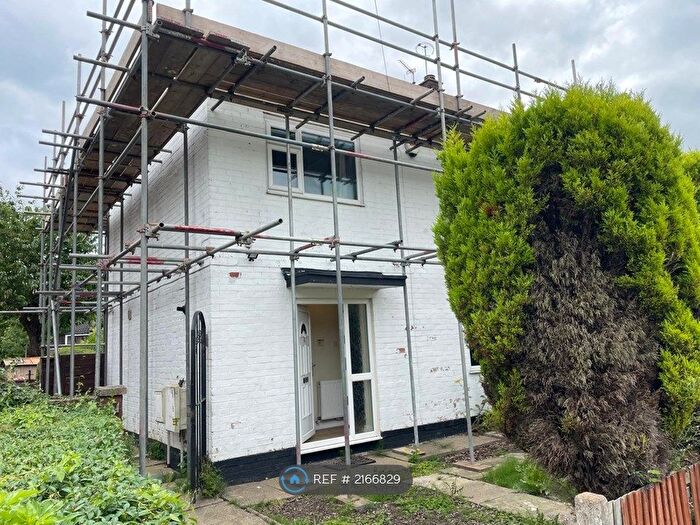 3 Bedroom End Of Terrace House To Rent In Bridgewater Close, Heald Green, Cheadle, SK8