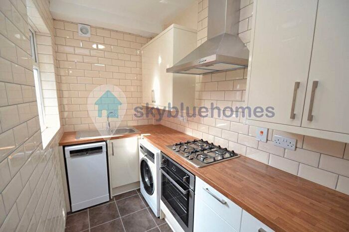 3 Bedroom Terraced House To Rent In Ridley Street, Leicester, LE3