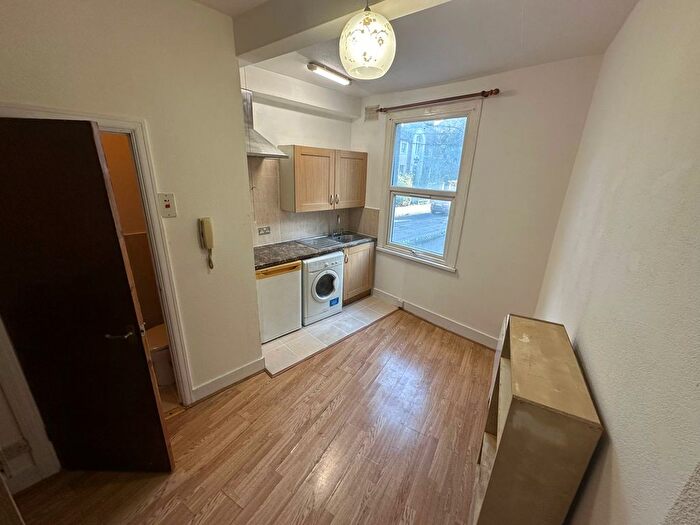Studio To Rent In Farleigh Road, Stoke Newington, N16