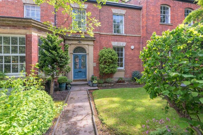 2 Bedroom Flat To Rent In Harrogate Road, Chapel Allerton, Leeds, LS7