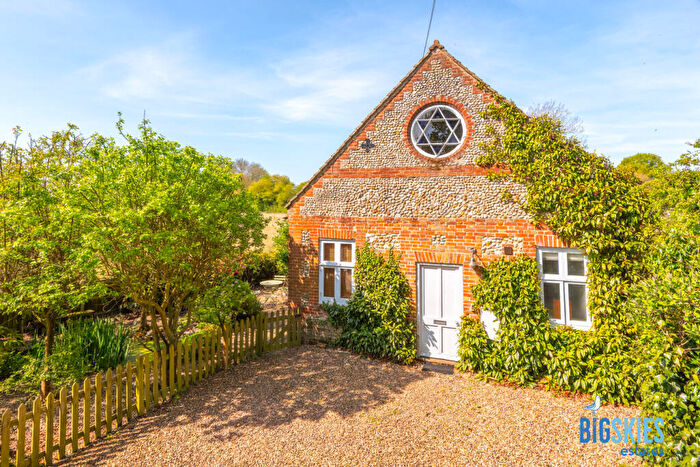 1 Bedroom Character Property For Sale In Foulsham Road, Hindolveston, NR20