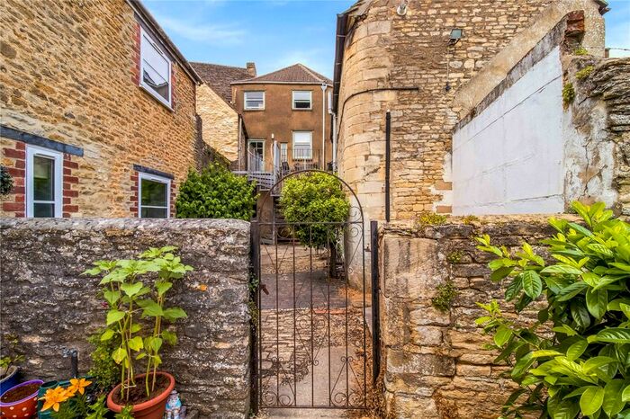 2 Bedroom Terraced House To Rent In Market Place, Tetbury, Gloucestershire, GL8
