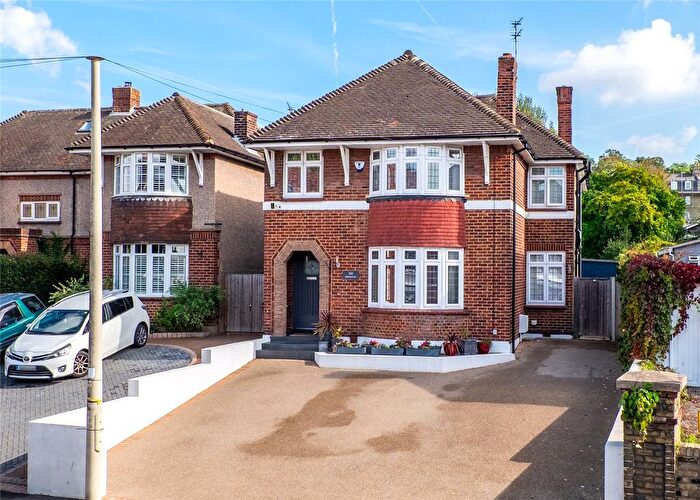 4 Bedroom Detached House For Sale In Wrotham Road, Gravesend, Kent, DA11