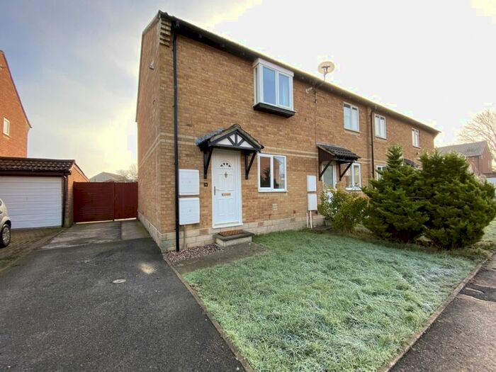 2 Bedroom Semi-Detached House To Rent In Claremont Grove, Bridgwater, TA6