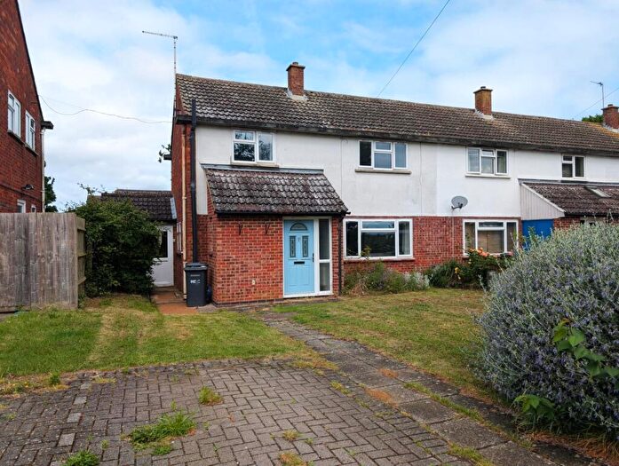 3 Bedroom End Of Terrace House For Sale In Churchill Avenue, Wyton, Huntingdon, PE28