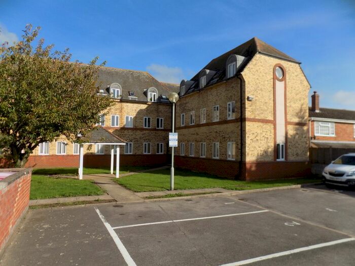 2 Bedroom Flat To Rent In Haubourdin Court, Colne Road, Halstead CO9