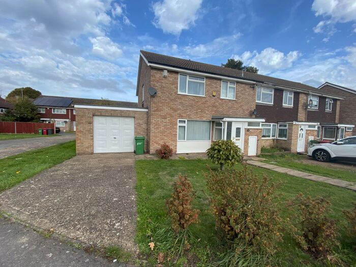 4 Bedroom Property To Rent In Birch Grove, Slough, SL2