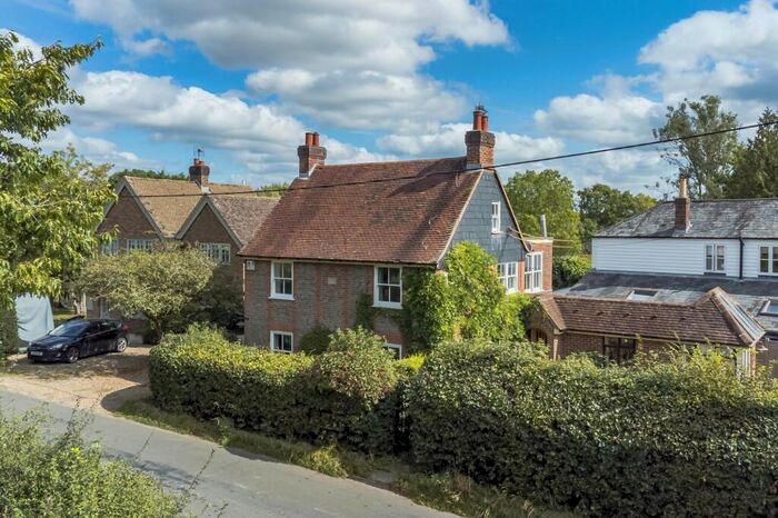 4 Bedroom Detached House For Sale In Spithurst Road, Barcombe, BN8