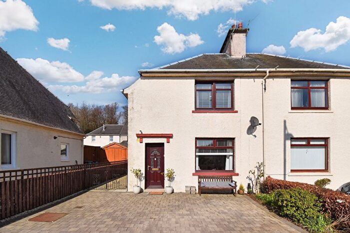 2 Bedroom Semi-Detached House For Sale In Stirling Road, Kilsyth, Glasgow, G65