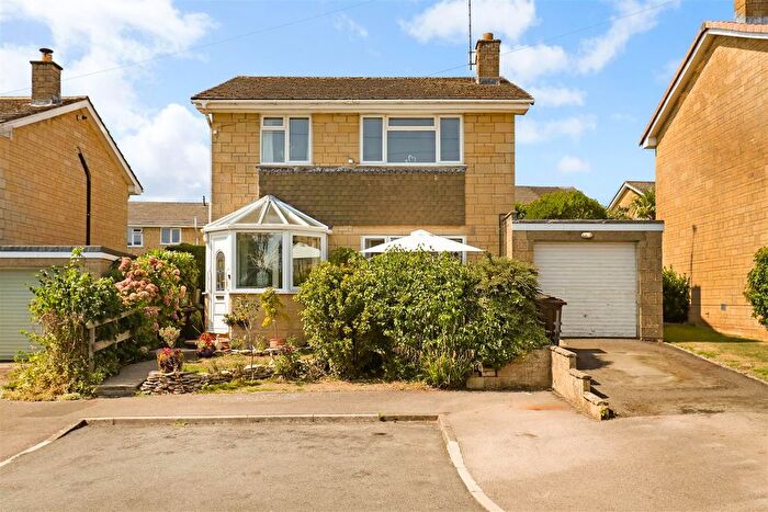 3 Bedroom Property For Sale In Manor Close, Minchinhampton, Stroud, GL6