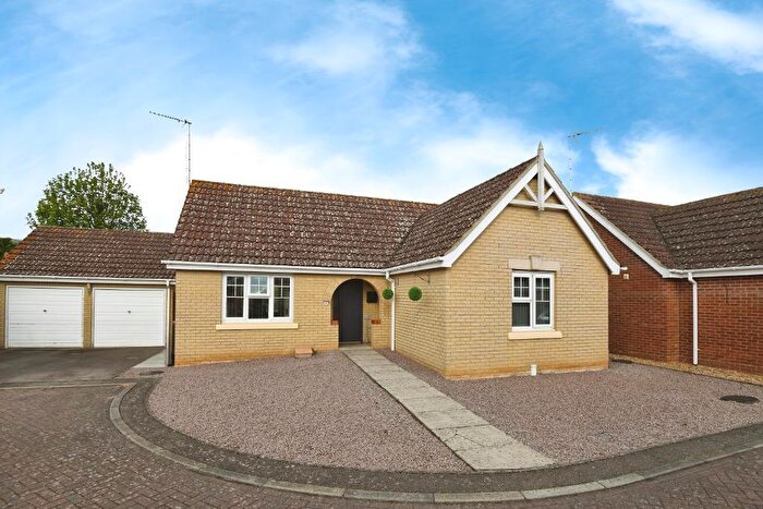 2 Bedroom Detached Bungalow For Sale In Kentra Close, Leverington, Wisbech, Cambridgeshire, PE13