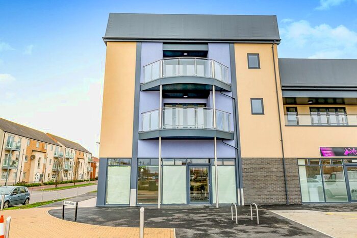 4 Bedroom Flat To Rent In Warwick Avenue, Broughton, MK10