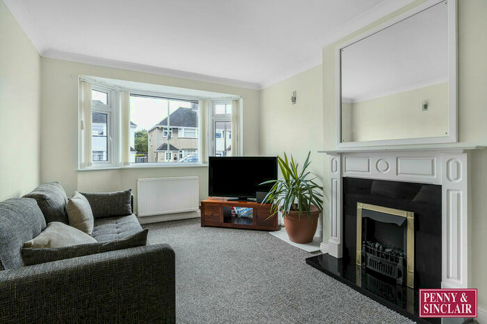 3 Bedroom Semi-Detached House To Rent In Herschel Crescent, Oxford, OX4