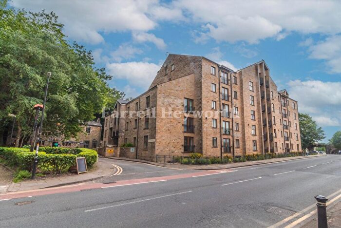 2 Bedroom Flat For Sale In Damside Street, Lancaster, LA1