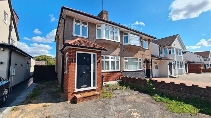 3 Bedroom Semi-Detached House To Rent In Oxford Avenue (Off Bath Road), Harlington, UB3