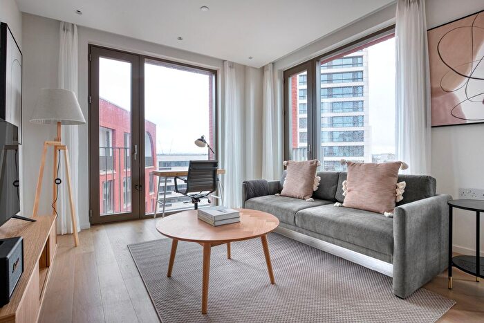 1 Bedroom Flat To Rent In King's Cross, London, N1C