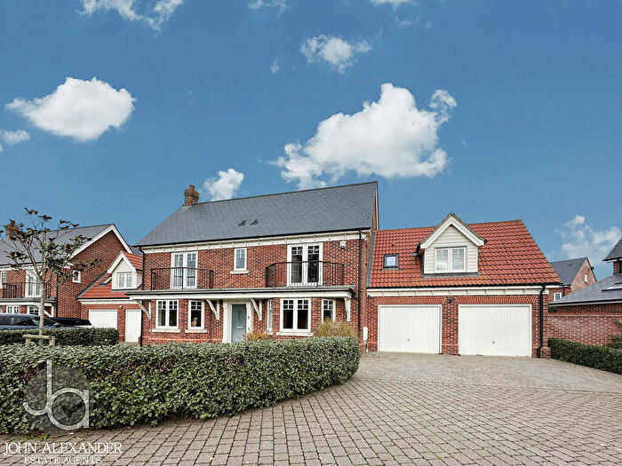 5 Bedroom Detached House For Sale In Redora Lane, Colchester, CO4