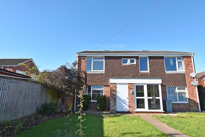 1 Bedroom Apartment For Sale In Churchill Road, Stamford, PE9