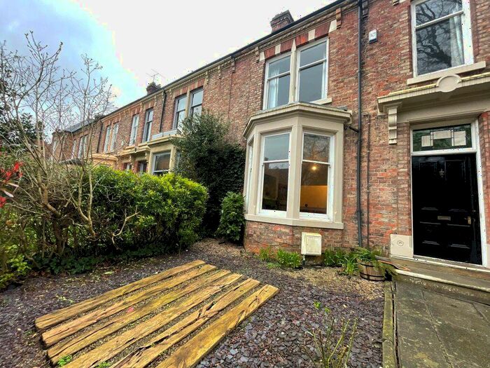 2 Bedroom Flat To Rent In Stanhope Road South, Darlington, DL3