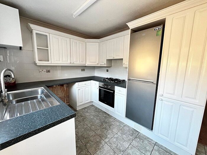 2 Bedroom House To Rent In Pine Grove, Hempstead, ME7