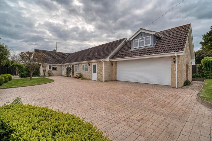 4 Bedroom Detached Bungalow For Sale In Burton Street, Marnhull, Sturminster Newton, DT10